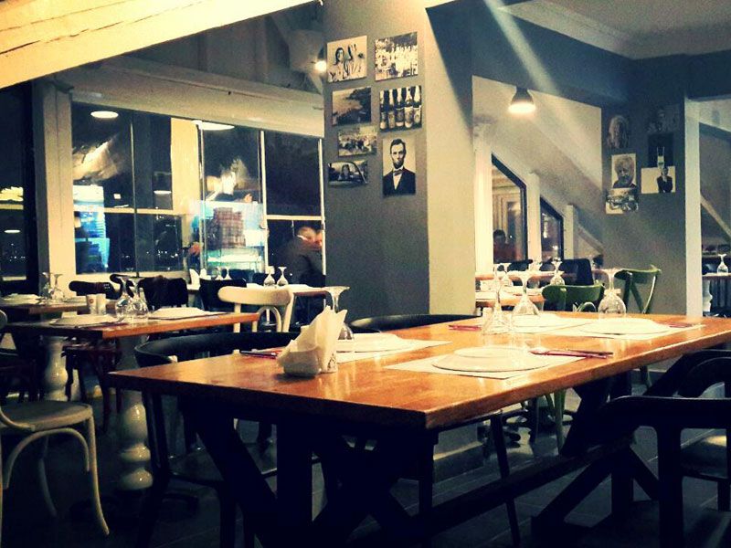 İzmit'in Çatısı: Çatı Cafe & Restaurant